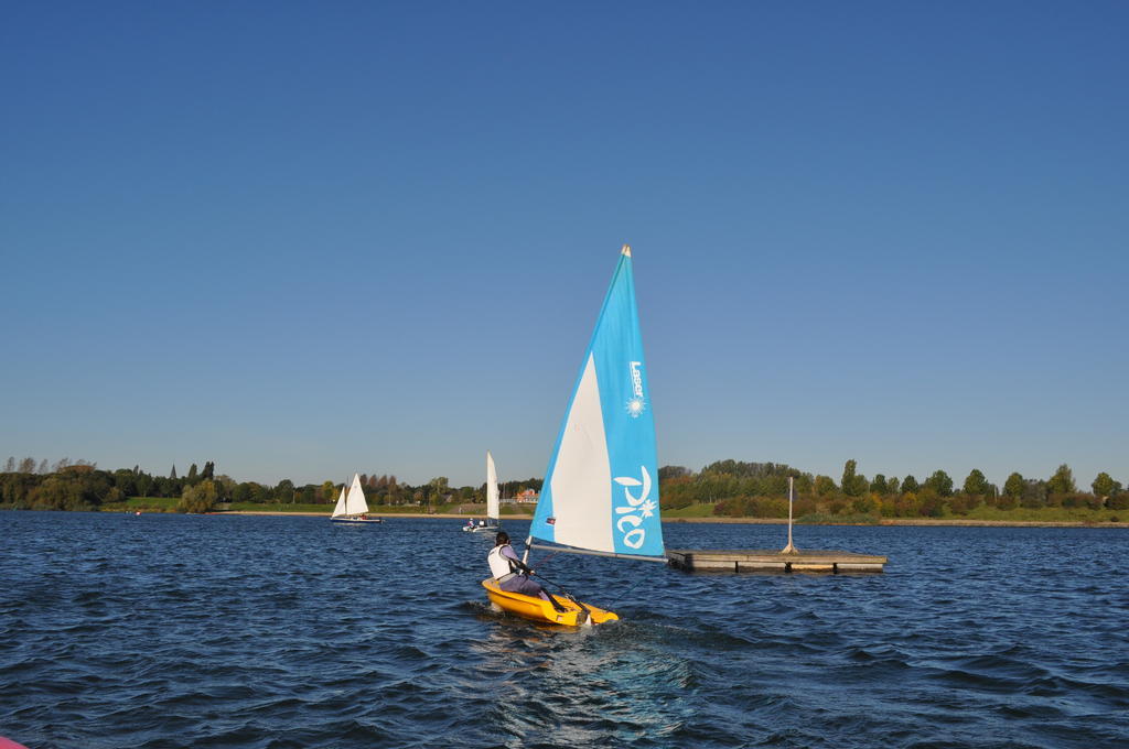 Thuiskomen, Genieten Aan Het Water Maaseik Room photo